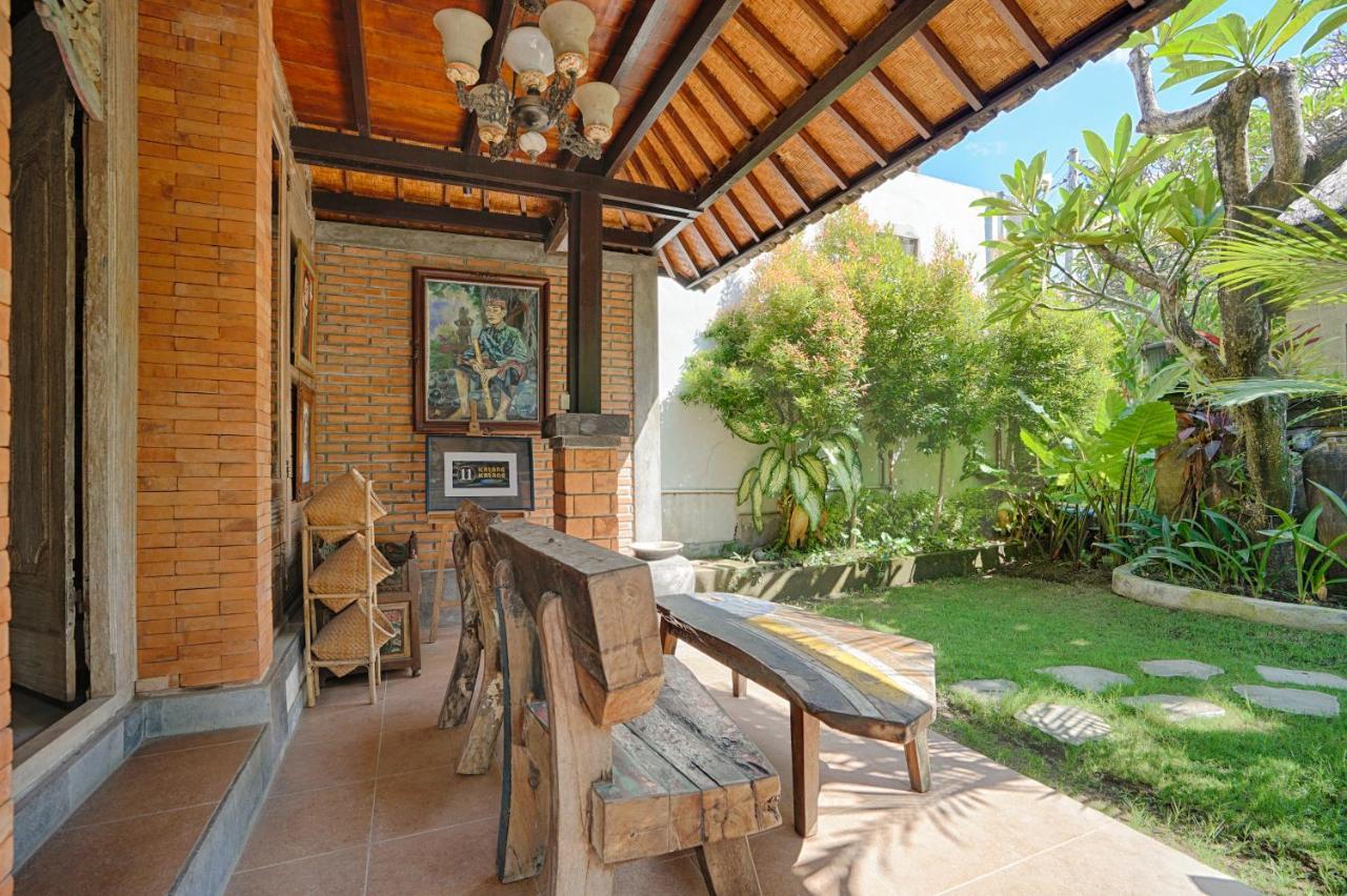 Katang - Katang Guest House Denpasar Extérieur photo