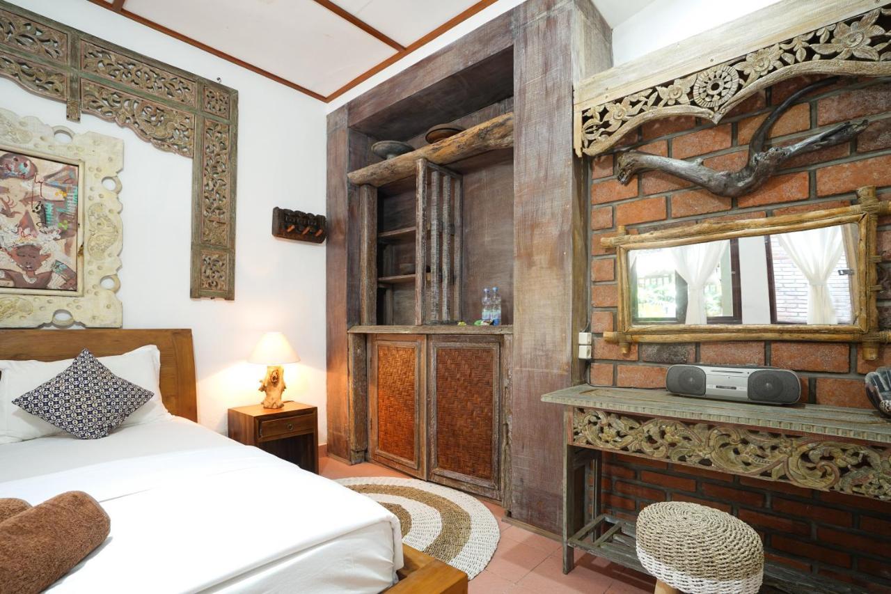 Katang - Katang Guest House Denpasar Extérieur photo