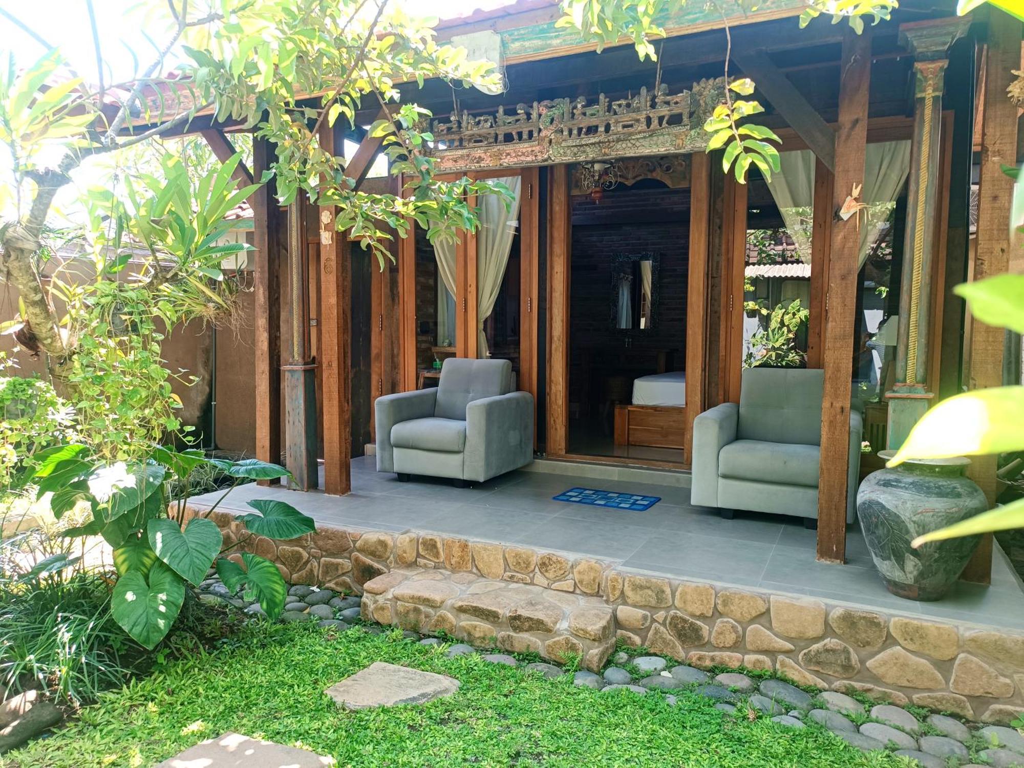 Katang - Katang Guest House Denpasar Extérieur photo