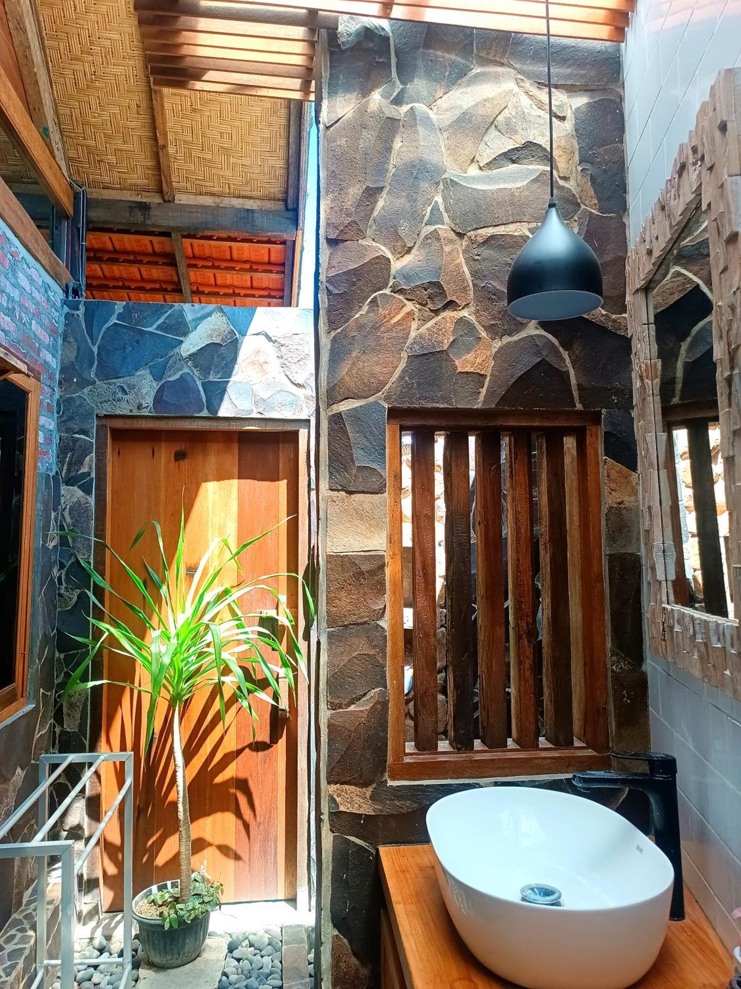 Katang - Katang Guest House Denpasar Extérieur photo